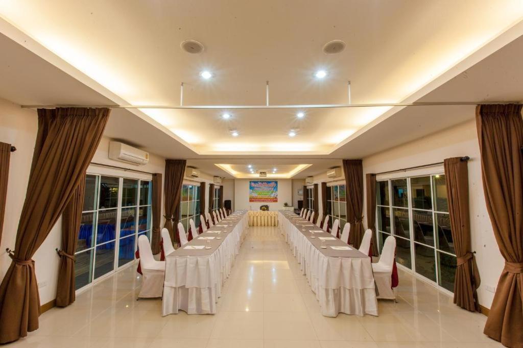 קון קאן Varee Valley Resort And Restaurant מראה חיצוני תמונה