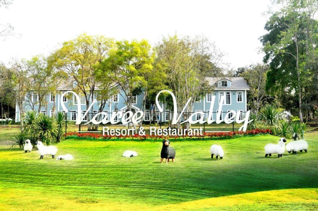 קון קאן Varee Valley Resort And Restaurant מראה חיצוני תמונה