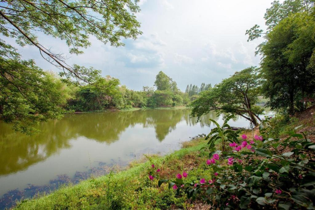 קון קאן Varee Valley Resort And Restaurant מראה חיצוני תמונה